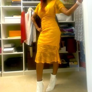 Lulus midi dress in lace